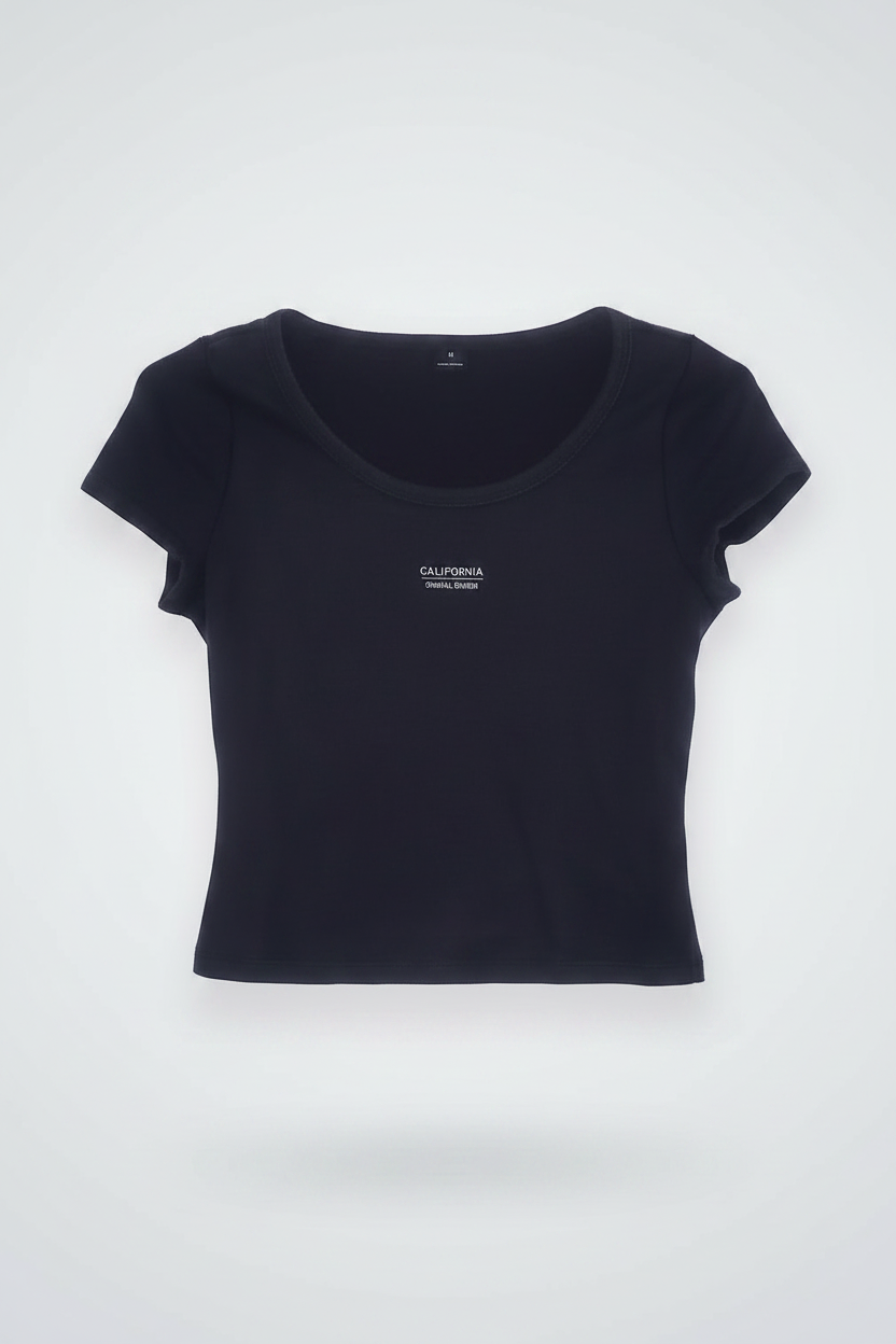 Camiseta para dama, cuello redondo, color negro. Talla M